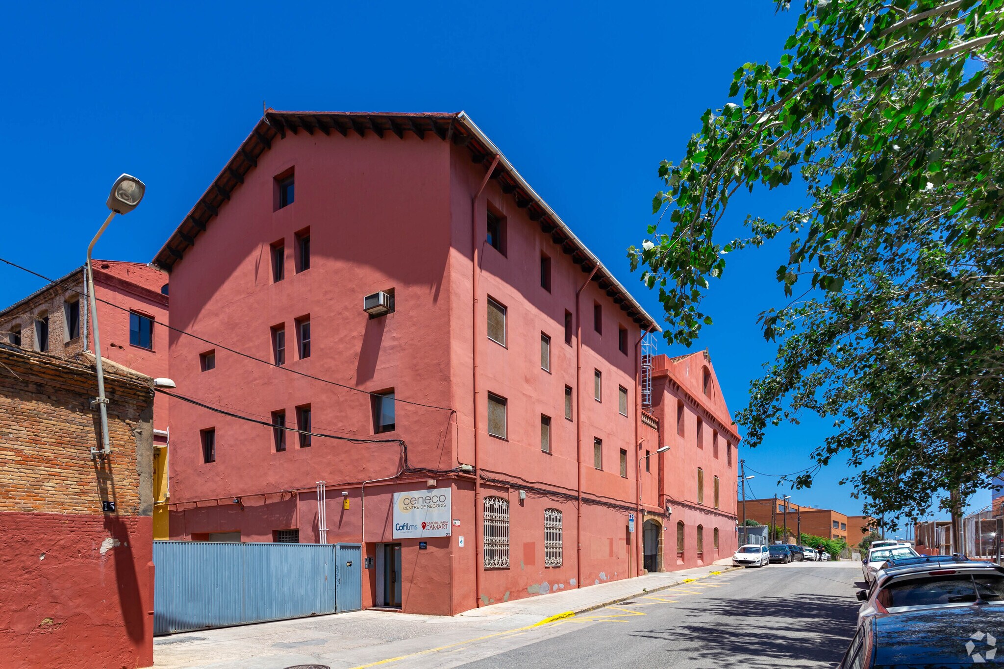 Industriel/Logistique dans Cornellà de Llobregat, Barcelona à louer Photo principale– Image 1 sur 5