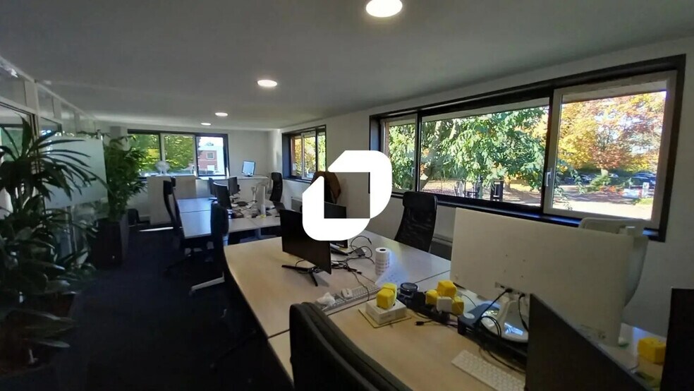 Bureau dans VILLENEUVE-D'ASCQ à louer - Photo de l’immeuble – Image 1 sur 9