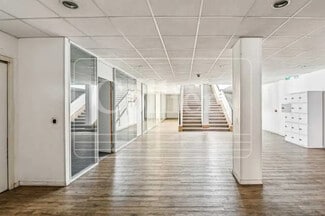 Plus de détails pour 40 Avenue Jules Cantini, Marseille - Bureau à louer
