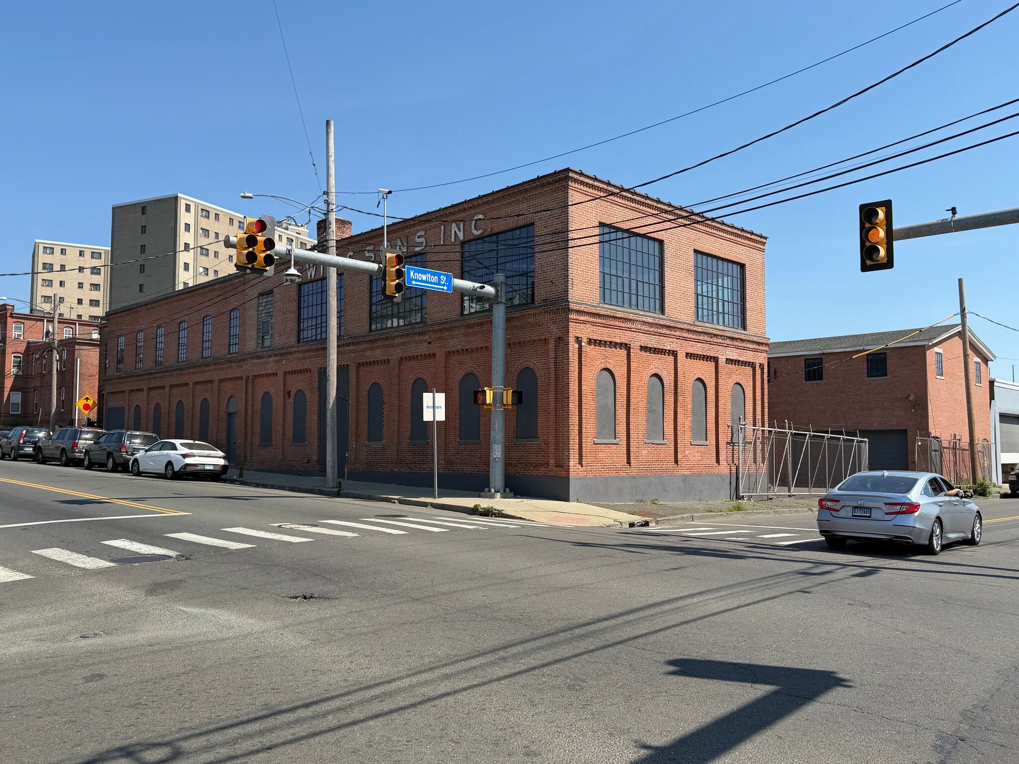 310 E Washington Ave, Bridgeport, CT à louer Photo intérieure– Image 1 sur 4