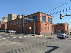 310 E Washington Ave, Bridgeport, CT à louer Photo intérieure– Image 1 sur 4