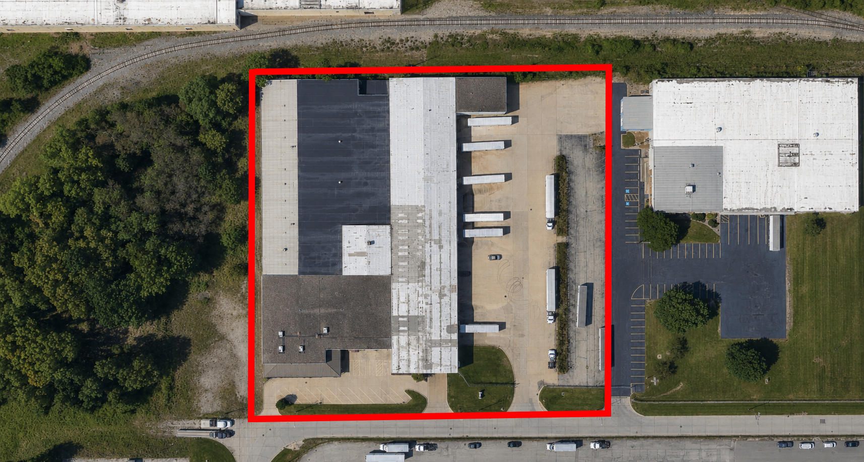 5900 Pennsylvania Ave, Maple Heights, OH à louer Aérien– Image 1 sur 1