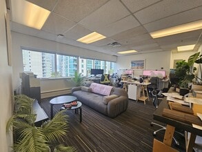 1281 W Georgia St, Vancouver, BC à louer Photo intérieure– Image 2 sur 3