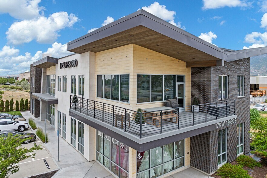 178 W 13490 S, Draper, UT à louer - Photo de l’immeuble – Image 3 sur 21
