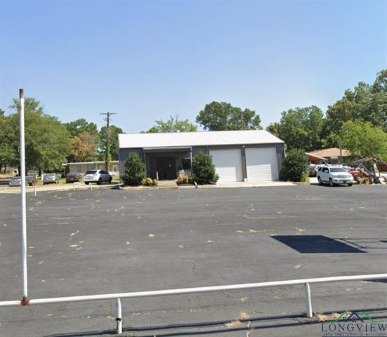 801 Broadway Ave, Gladewater, TX à vendre - Photo de l’immeuble – Image 2 sur 4