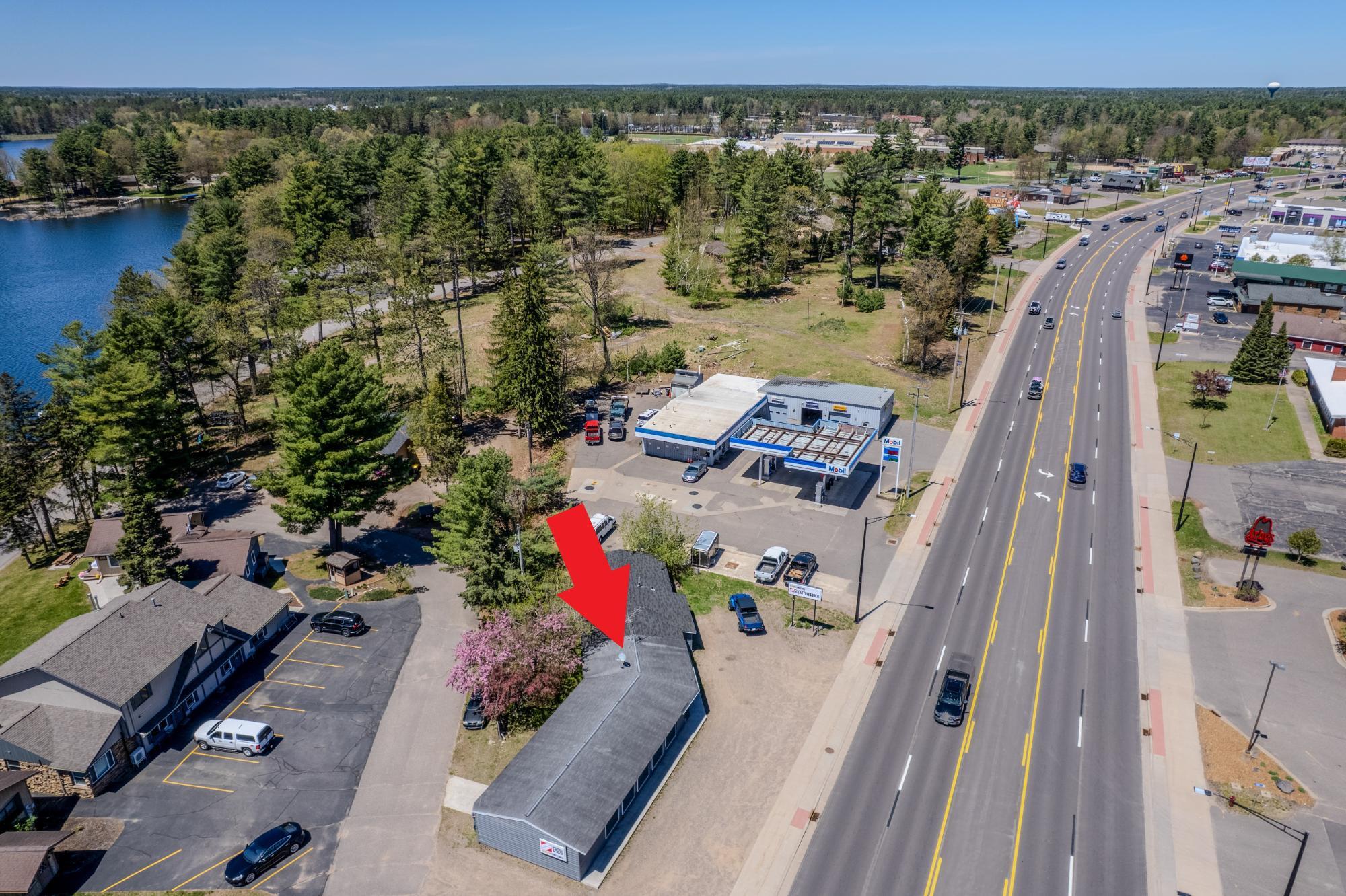 8621 Highway 51, Minocqua, WI à vendre Photo de l’immeuble– Image 1 sur 12
