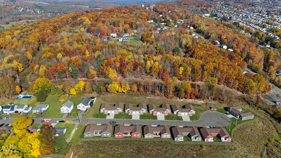 105 Skye Island Dr, Endicott, NY à vendre - Photo de l’immeuble – Image 3 sur 3