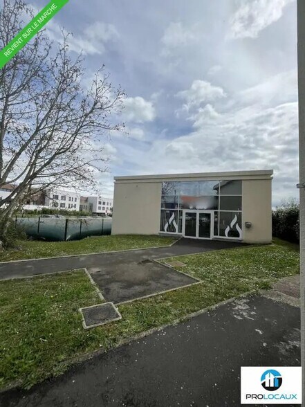 Local commercial dans Senlis à louer - Photo de l’immeuble – Image 1 sur 22