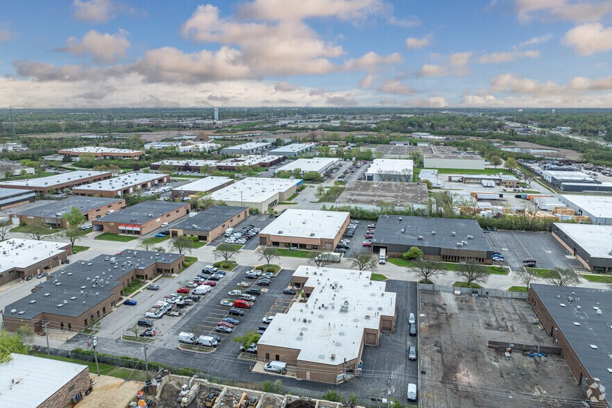 961 N Du Page Ave, Lombard, IL à louer - Aérien – Image 2 sur 5
