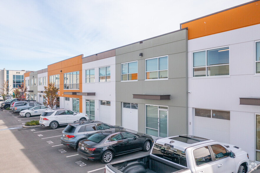 853 Seaborne Ave, Port Coquitlam, BC à louer - Photo de l’immeuble – Image 3 sur 4