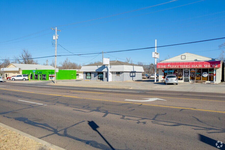 2300 S Air Depot Blvd, Midwest City, OK à louer - Photo de l’immeuble – Image 2 sur 6
