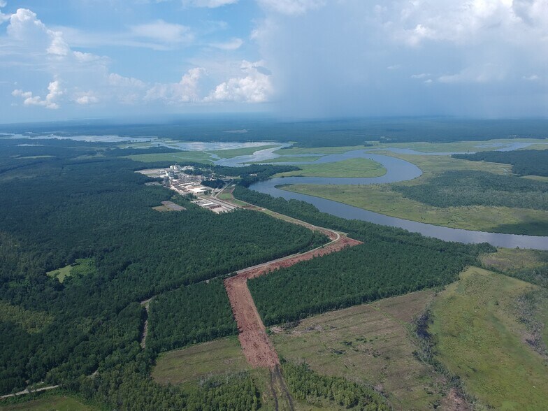 3300 Cypress Gardens Rd, Moncks Corner, SC à vendre - Photo de l’immeuble – Image 1 sur 12