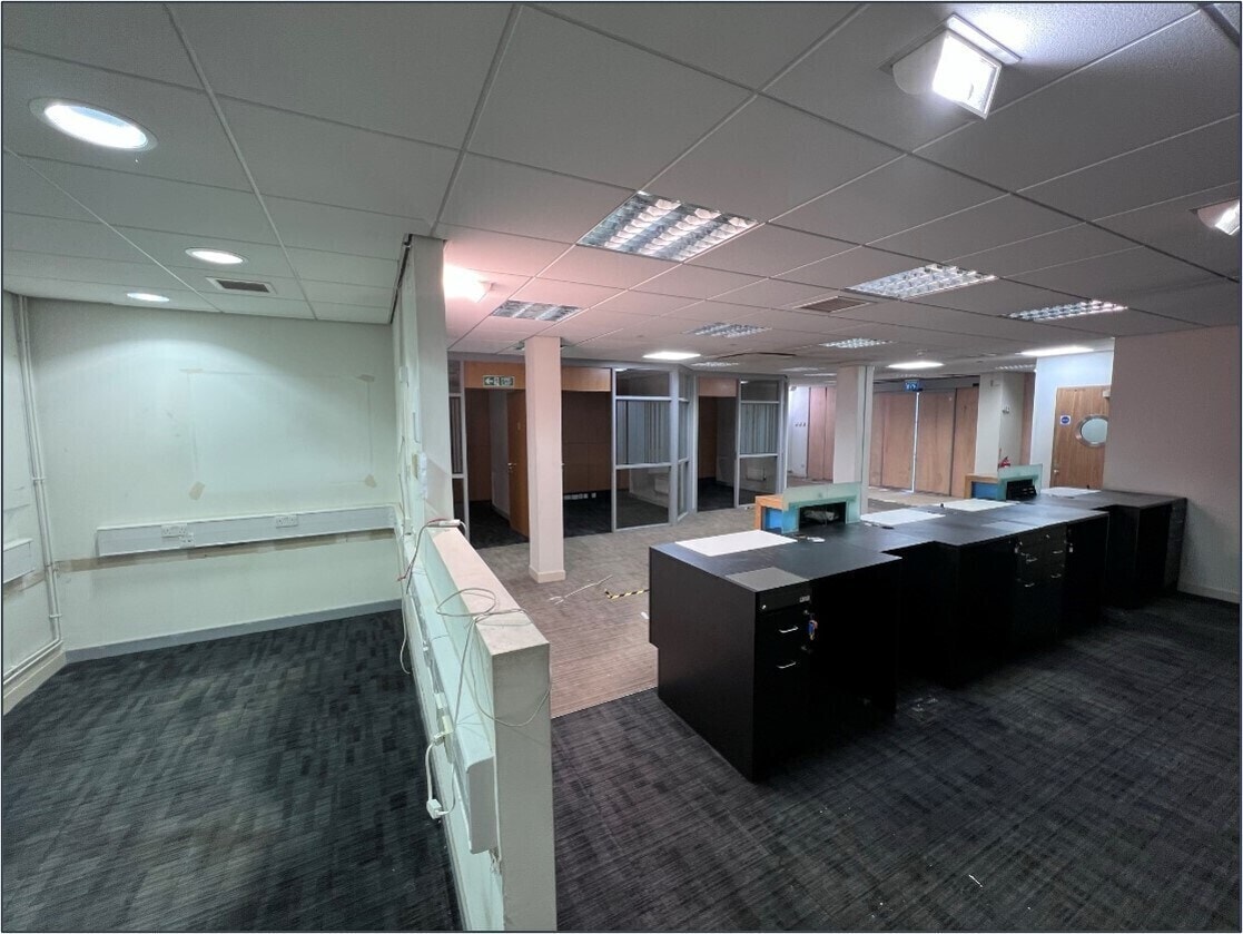 83-85 Main St, Thornliebank à louer Photo intérieure– Image 1 sur 4