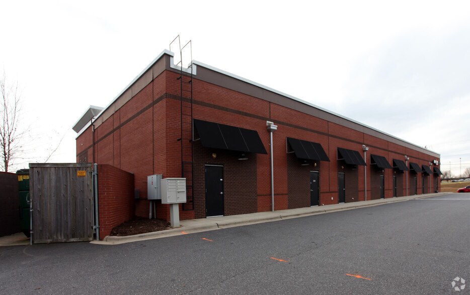 252 Turnersburg Hwy, Statesville, NC à louer - Photo de l’immeuble – Image 3 sur 5