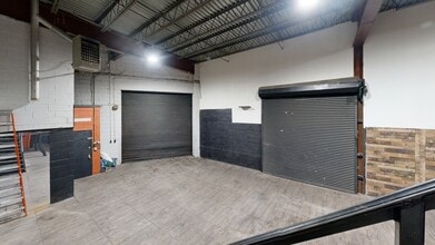 229 Bruckner Blvd, Bronx, NY à louer Numérisation 3D Matterport– Image 1 sur 10