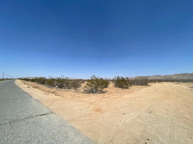 0 Navajo Rd, Apple Valley, CA à vendre Photo principale– Image 1 sur 8