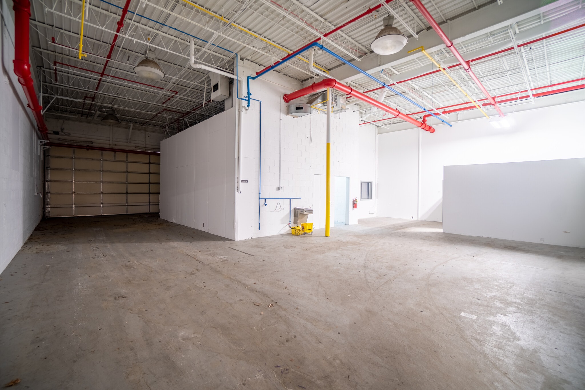 4609-4801 W Woolworth Ave, Milwaukee, WI à louer Photo intérieure– Image 1 sur 10