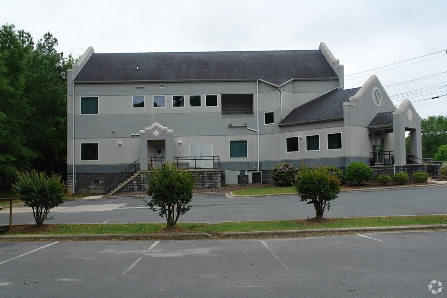 1774 W Roosevelt Blvd, Monroe, NC à louer - Photo de l’immeuble – Image 2 sur 7