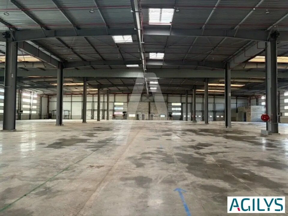 Industriel/Logistique dans Saint-Michel-sur-Orge à louer Photo intérieure– Image 1 sur 12