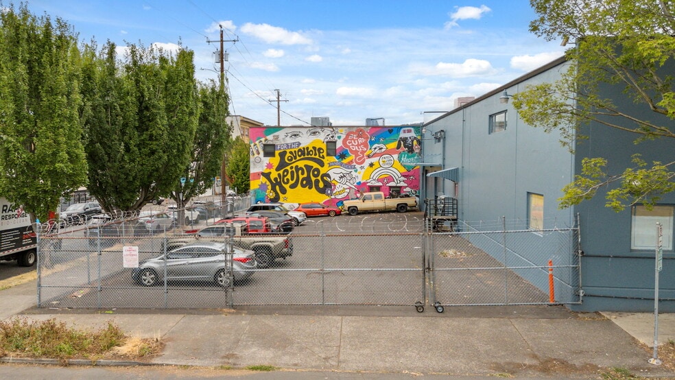 323 SE 7th Ave, Portland, OR à vendre - Photo de l’immeuble – Image 3 sur 6
