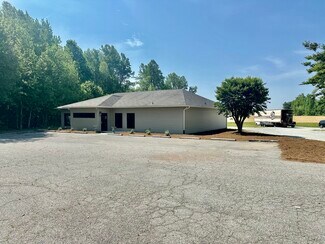 Plus de détails pour 415 Semora Rd, Roxboro, NC - Bureau à louer