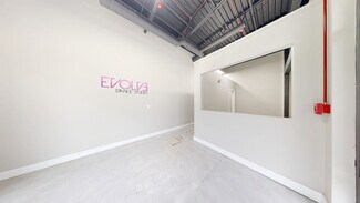 Plus de détails pour 231 N Bolingbrook Dr, Bolingbrook, IL - Bureau/Local commercial à louer