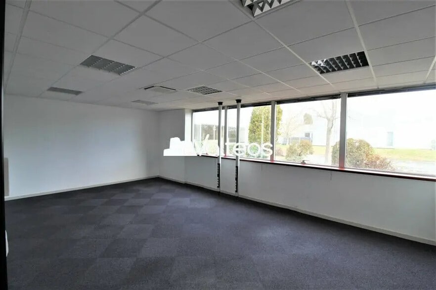265 Rue De La Découverte, Labège à louer - Photo de l’immeuble – Image 3 sur 7