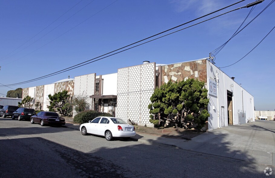 1961-1967 National Ave, Hayward, CA à louer - Photo de l’immeuble – Image 3 sur 5