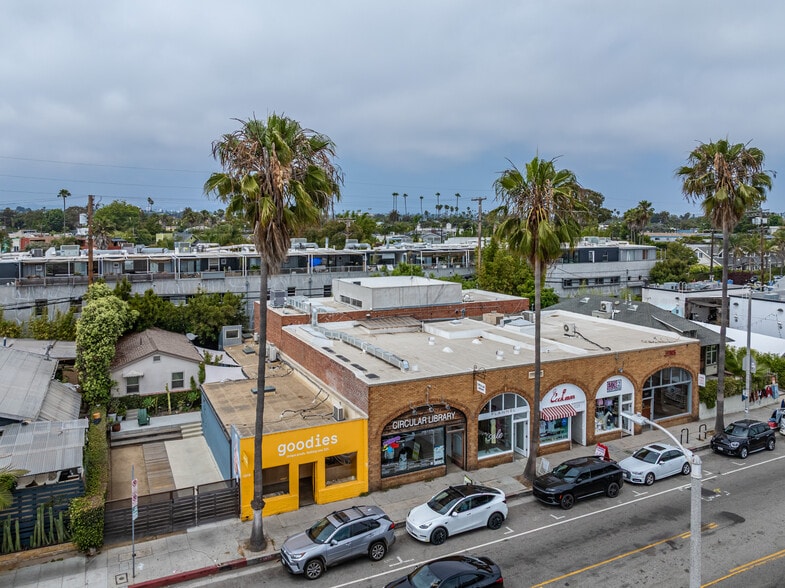 1219 Abbot Kinney Blvd, Venice, CA à louer - Photo de l’immeuble – Image 3 sur 21