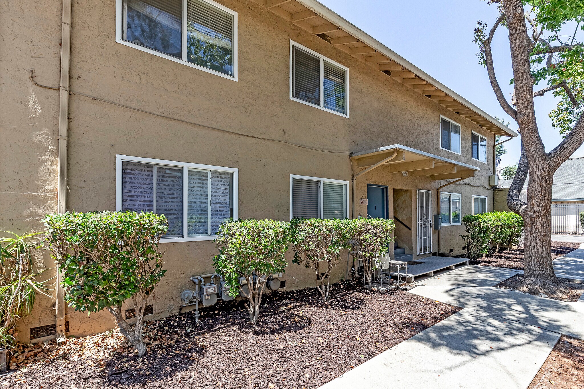1179 Mesa Dr, San Jose, CA à vendre Photo de l’immeuble– Image 1 sur 21