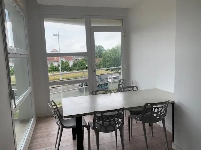 Bureau dans Anglet à louer - Photo de l’immeuble – Image 2 sur 5