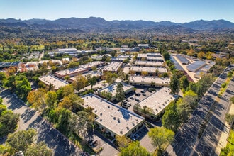 31304-31348 Via Colinas, Westlake Village, CA à louer Aérien– Image 2 sur 2