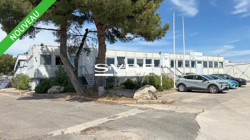 30 Rue D'Athenes, Vitrolles à louer - Photo de l’immeuble – Image 3 sur 12