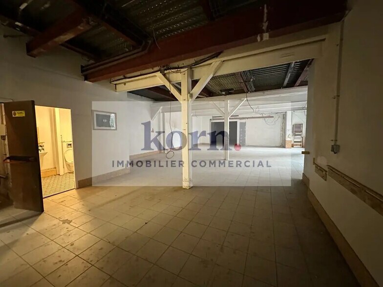 Local commercial dans Pantin à louer - Photo de l’immeuble – Image 3 sur 10