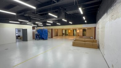 2023 Young St, Honolulu, HI à louer Photo intérieure– Image 2 sur 5