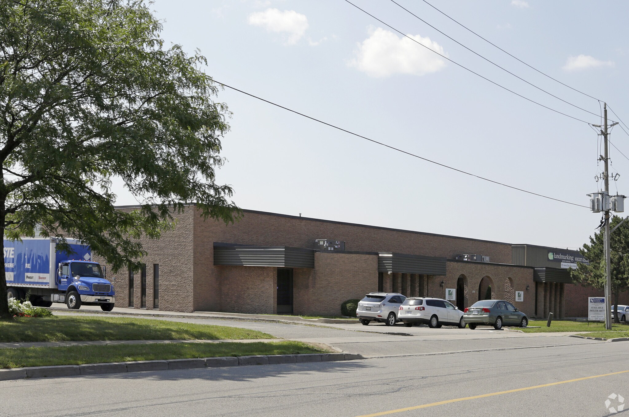 1214 Kamato Rd, Mississauga, ON à louer Photo principale– Image 1 sur 5