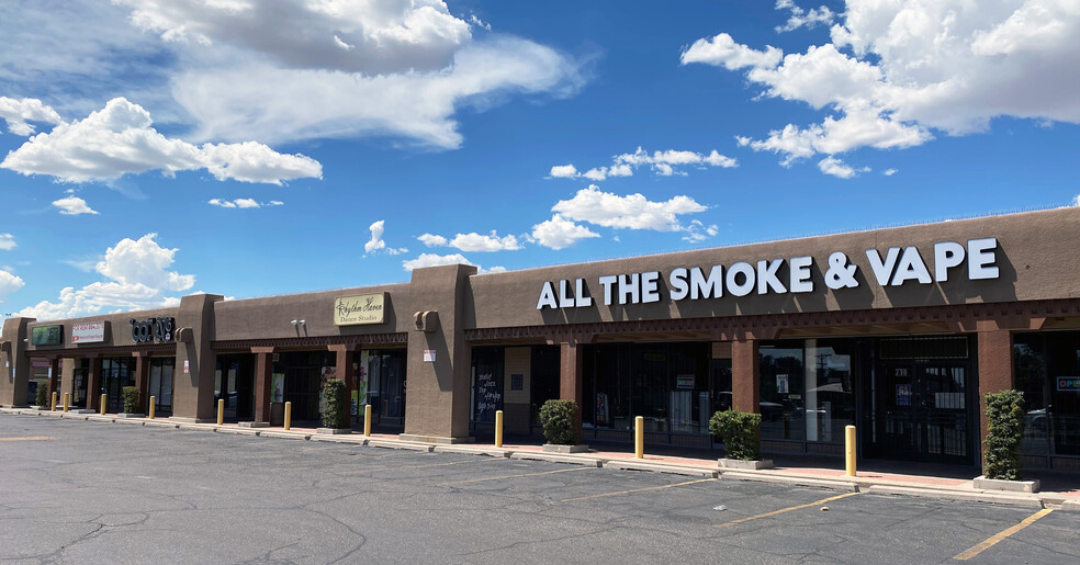 2113 Central Ave NW, Albuquerque, NM à louer - Photo de l’immeuble – Image 2 sur 9