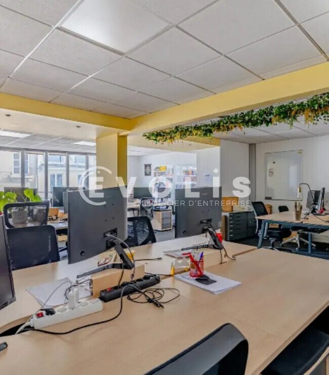 Plus de détails pour Bureau à louer