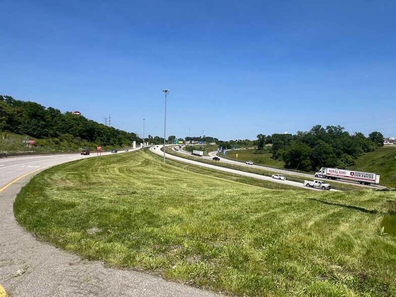 000 Fort Henry Rd, Triadelphia, WV à vendre - Vidéo sur l’annonce professionnelle – Image 3 sur 45