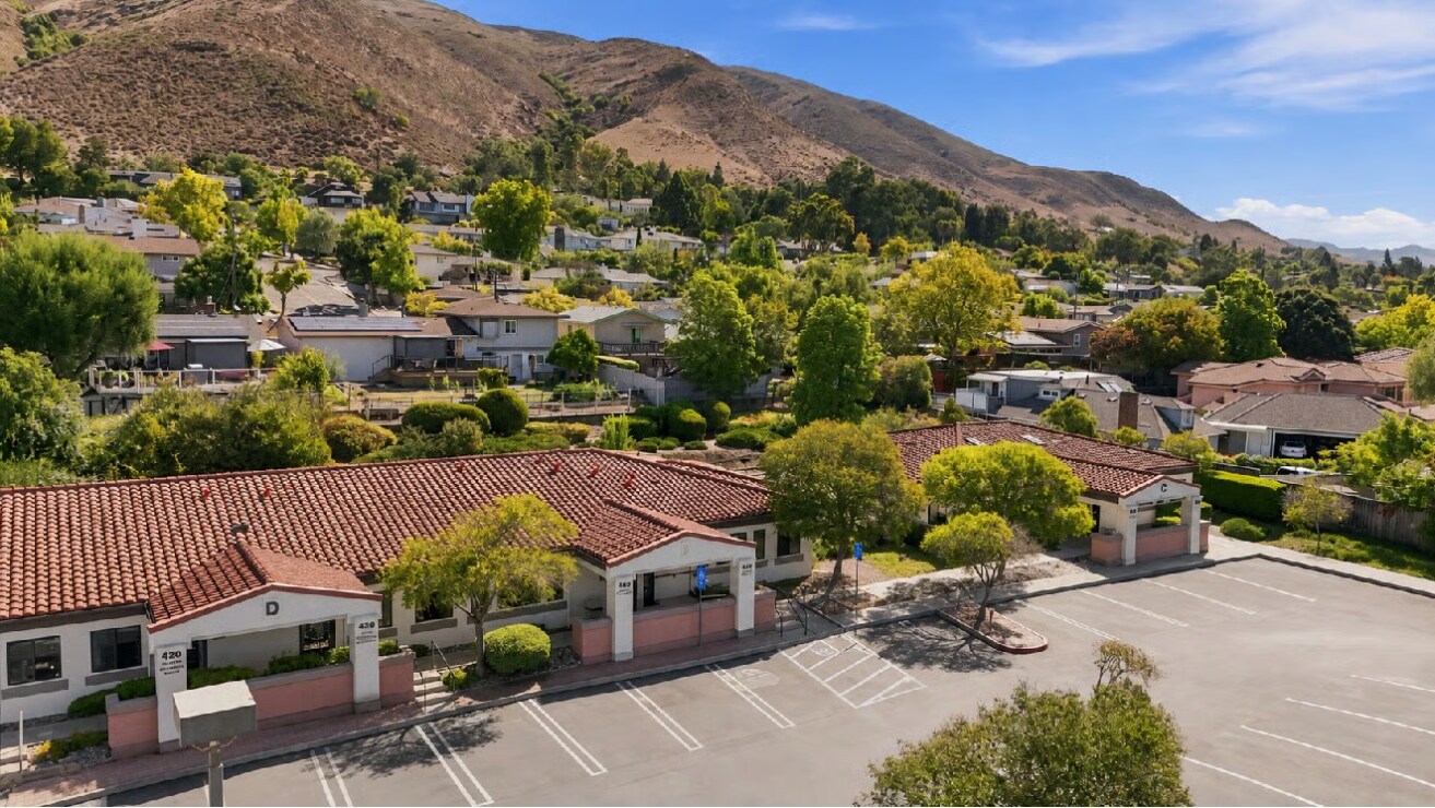 1551 Bishop St, San Luis Obispo, CA à vendre Photo de l’immeuble– Image 1 sur 11