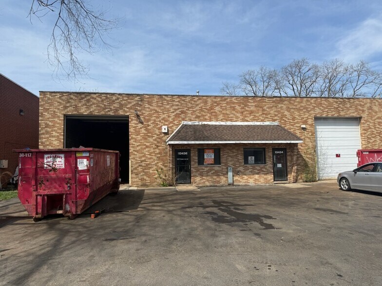 13434 Kolmar Ave, Crestwood, IL à louer - Photo de l’immeuble – Image 2 sur 2
