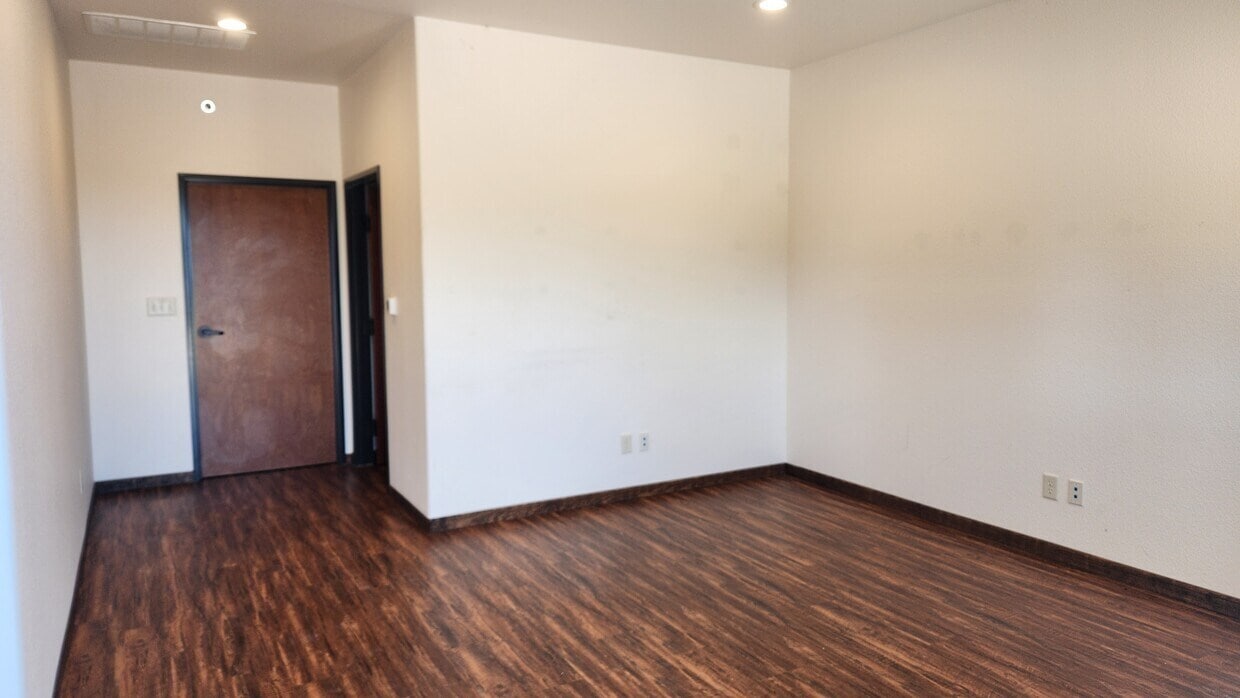 4300 US Hwy 377, Aubrey, TX à louer Photo intérieure– Image 1 sur 1