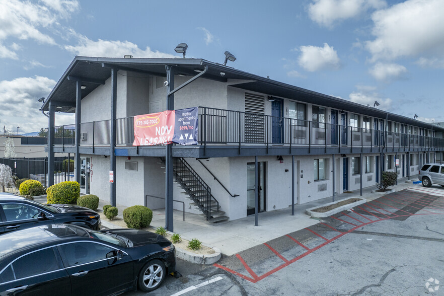 1901 S Virginia St, Reno, NV à vendre - Photo principale – Image 1 sur 5
