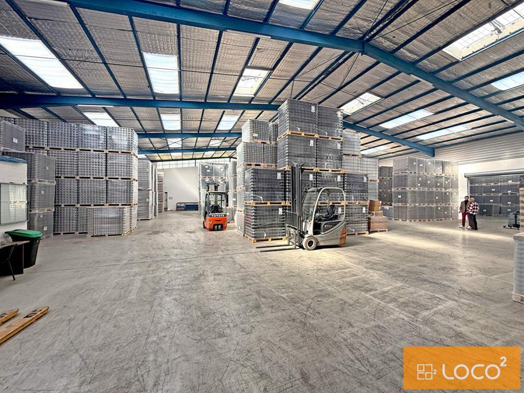 Industriel/Logistique dans Saint-Alban à louer Photo de l’immeuble– Image 1 sur 10