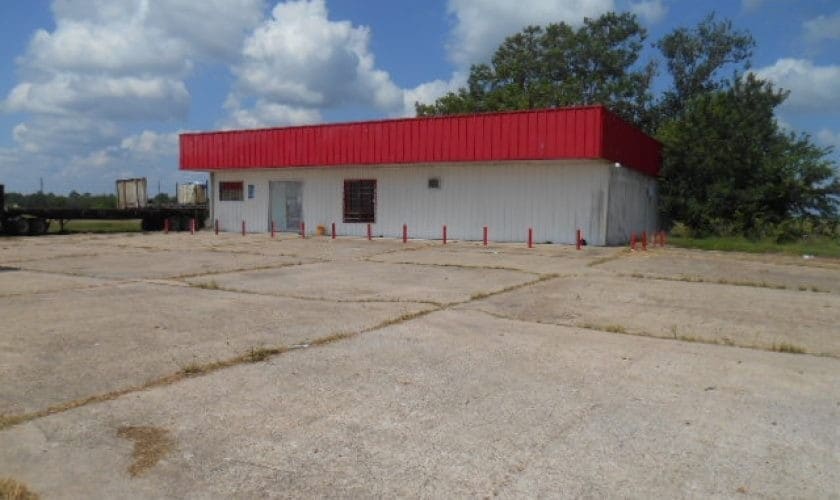 4860 S State Highway 71, El Campo, TX à vendre - Photo principale – Image 1 sur 4
