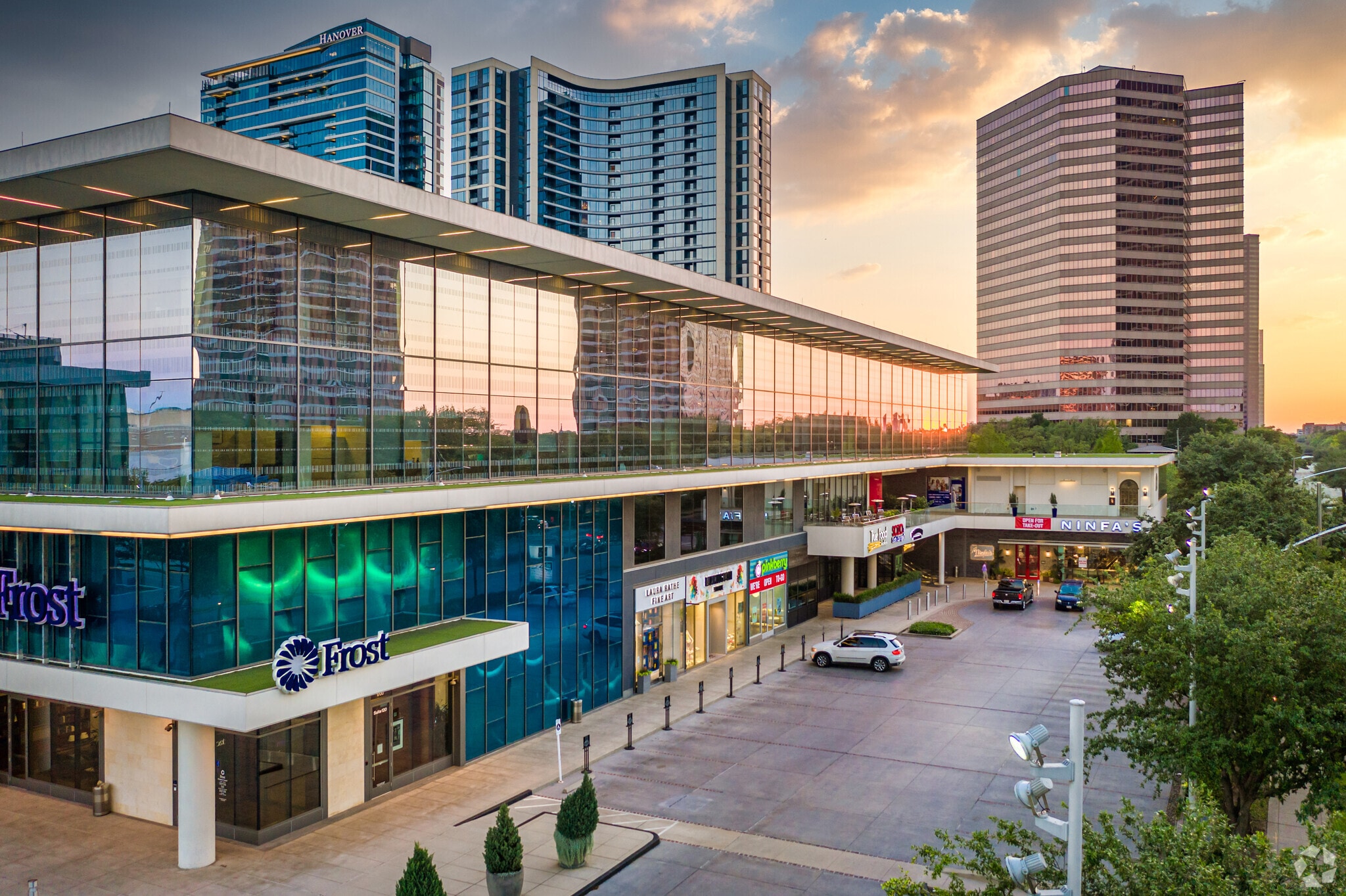 1700 Post Oak Blvd, Houston, TX à louer Photo de l’immeuble– Image 1 sur 3
