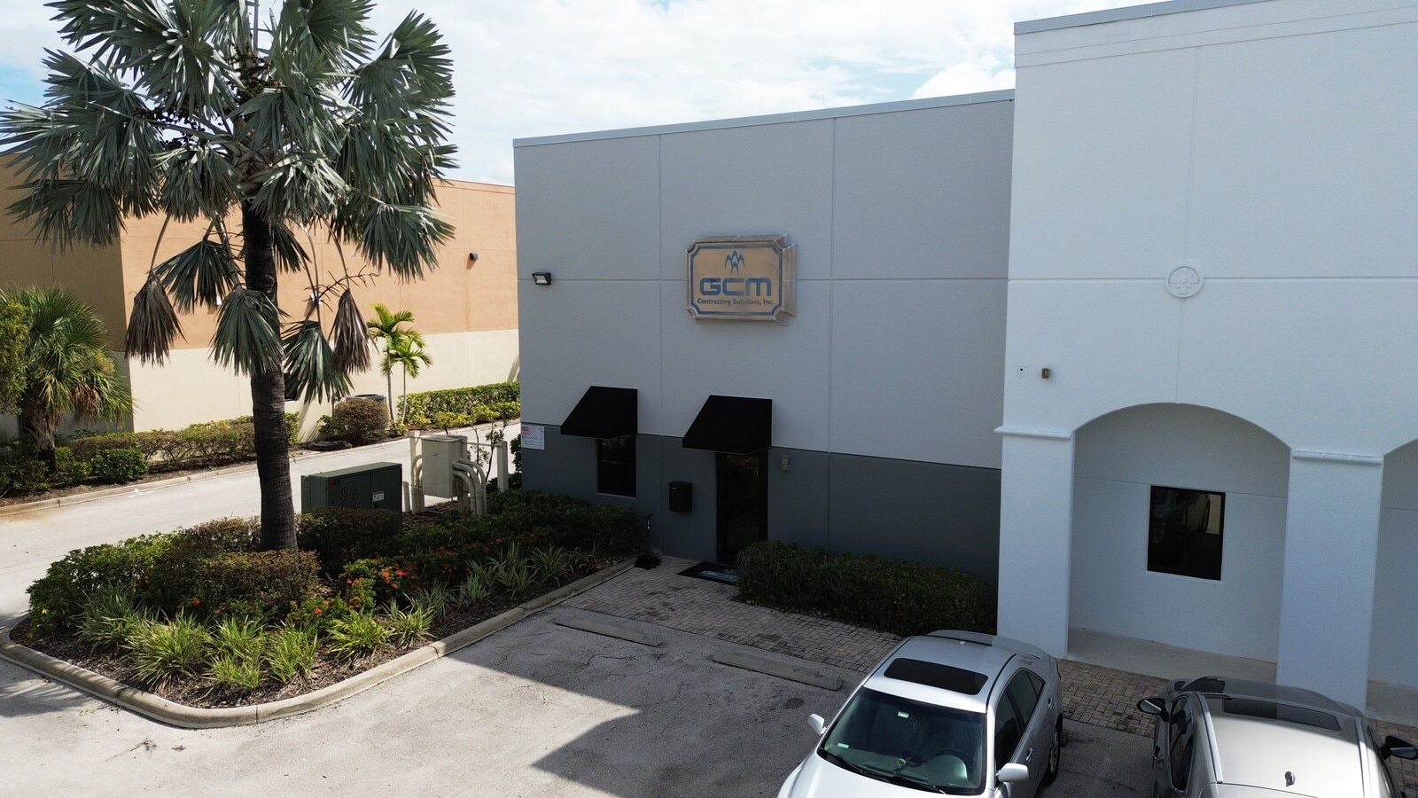 16121 Lee Rd, Fort Myers, FL 33912 - Lot 101 -  - Photo intérieure - Image 1 of 15