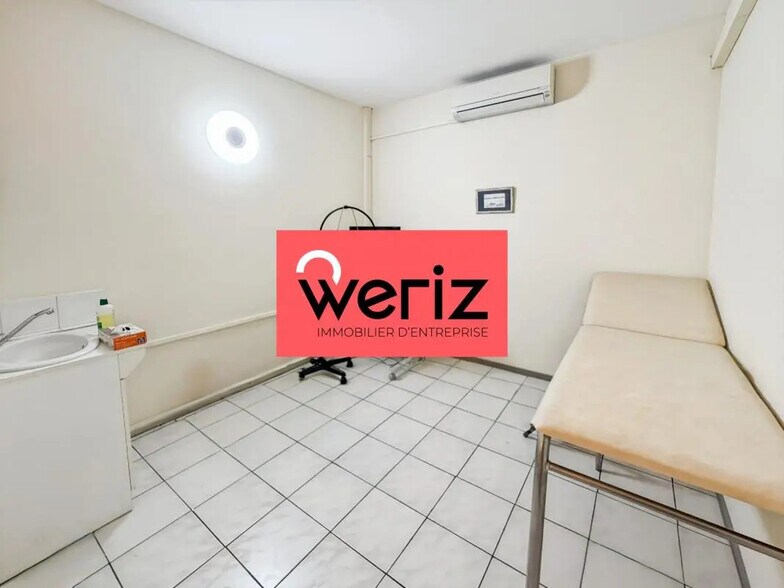 Bureau dans Marseille à vendre - Photo de l’immeuble – Image 2 sur 4
