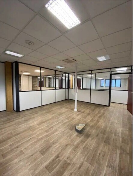 Bureau dans Le Havre à louer - Photo de l’immeuble – Image 3 sur 5