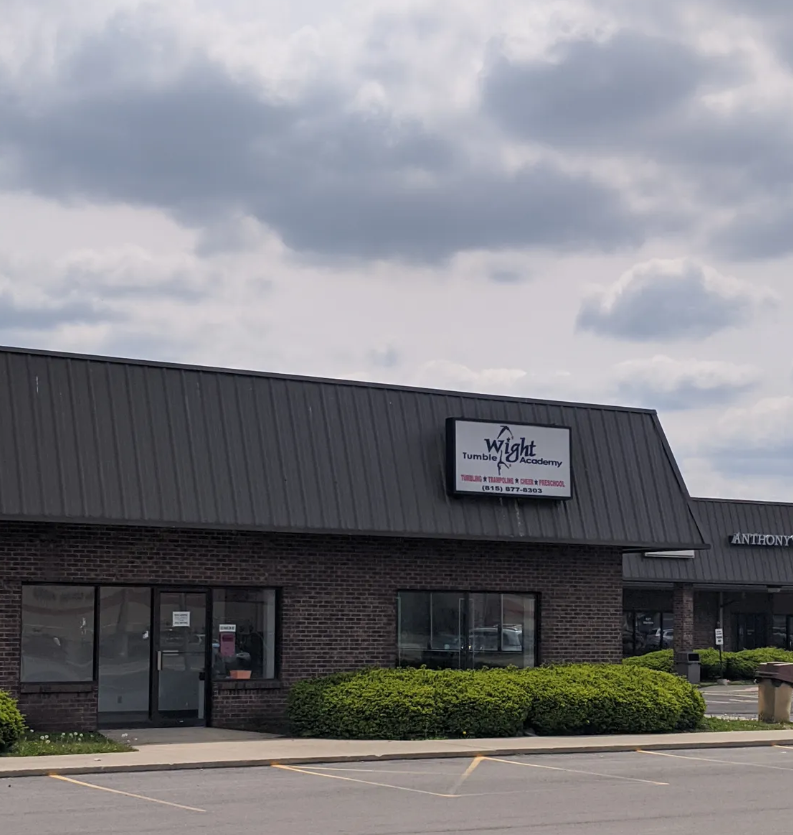 621-633 Harlem Rd, Machesney Park, IL à louer Photo de l’immeuble– Image 1 sur 2